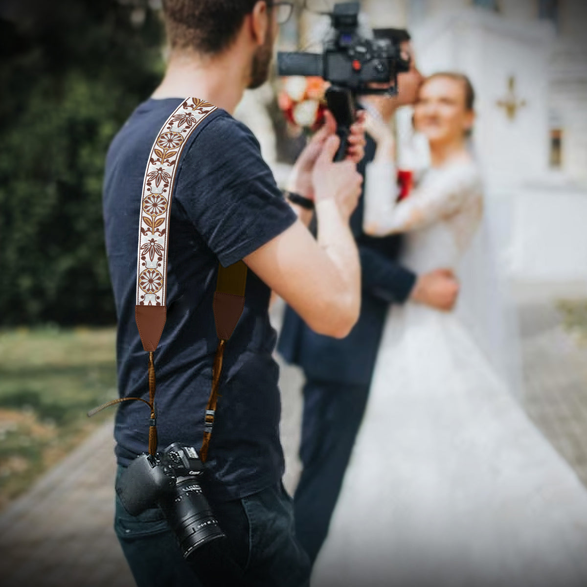 The WHITE BLOSSOM Camera Strap - Adjustable Camera Strap for Canon, Nikon, Sony and all kinds of DSLR Camera