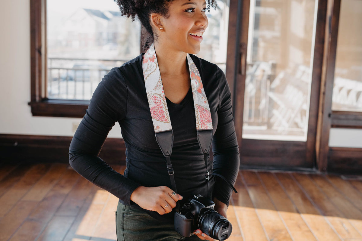 Tropical Sky Camera Strap for Canon and Nikon -White Pink Floral strap For DSLR camera