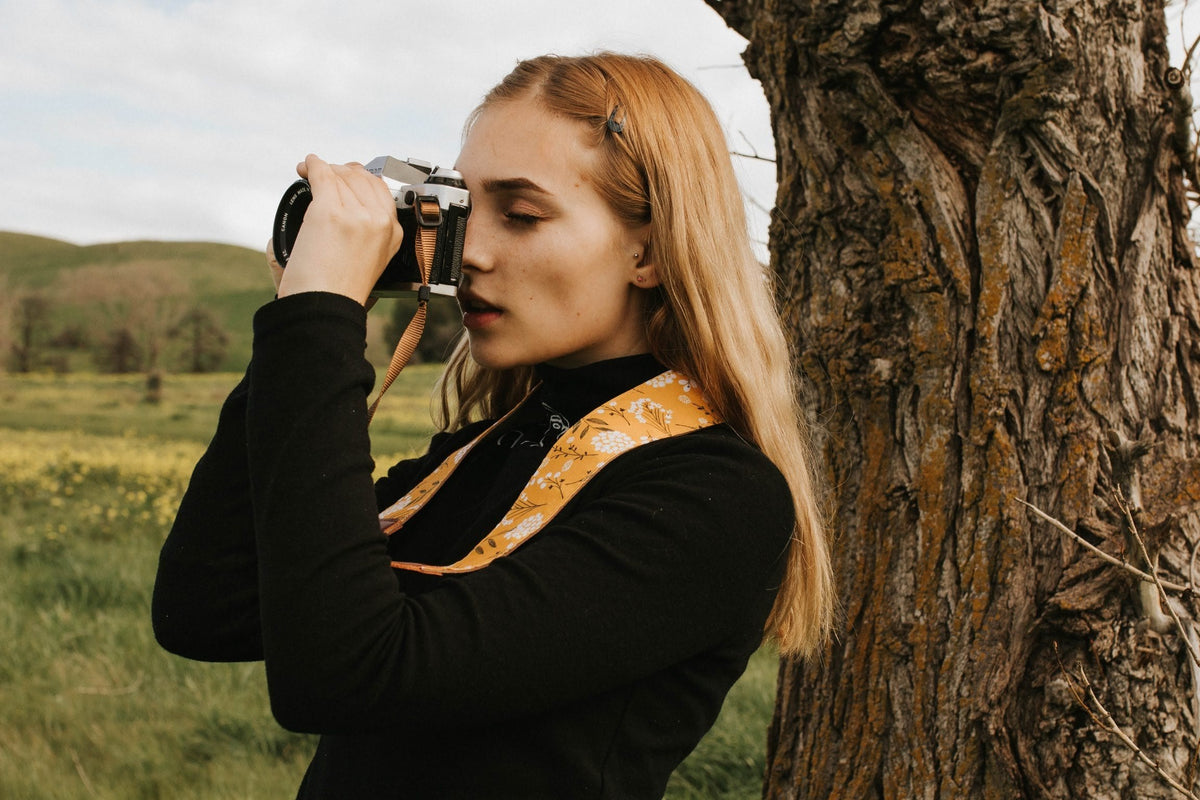 Spring Blossom DSLR Camera strap - Art Tributes