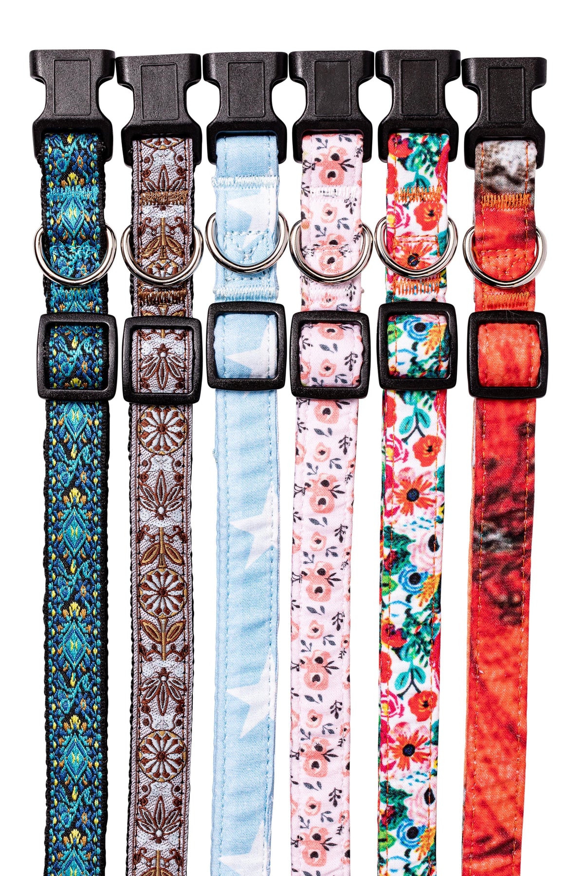 Retro Dots Dog Collar