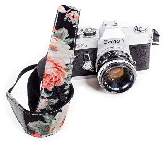 Flower Camera strap - Art Tributes